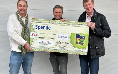 Wunderbare Spendenübergabe zusammen mit Walter Röhrl dem zweifachen Rallye-Weltmeister und Marko Gütelhöfer, Car.tima GmbH